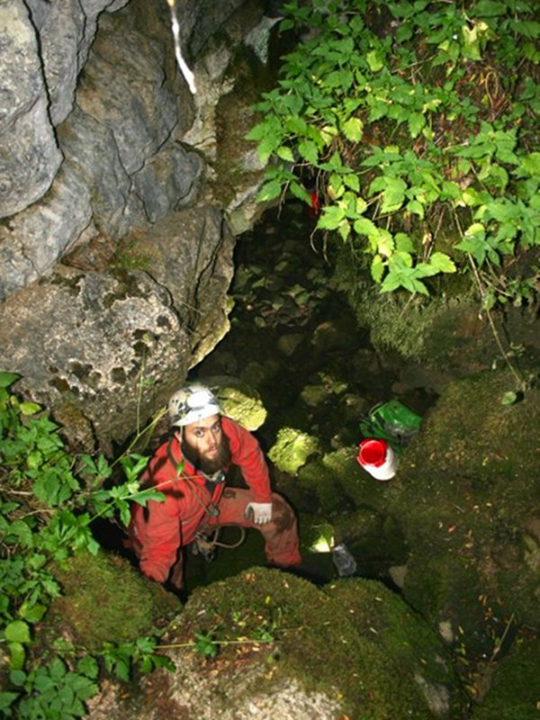 Grotta Inghiottitoio castel di lepre